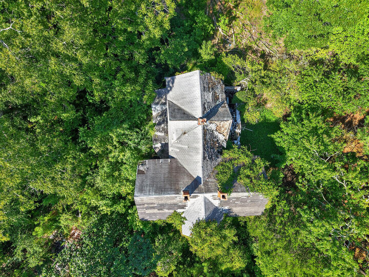 Property Photo: 24031 Belinda Rd VA 23426
