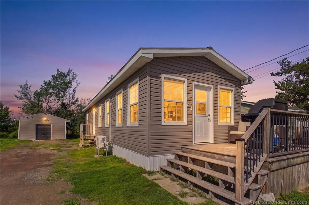 Property Photo:  23 River East Drive  NB E1B 5B1 