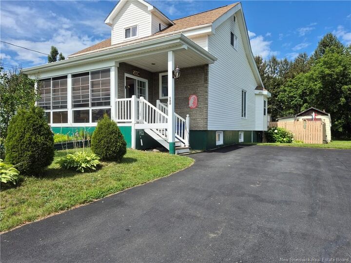 580 Rue Garden — photo 1