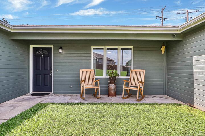Property Photo: 102 Allen Hill Drive KS 66517