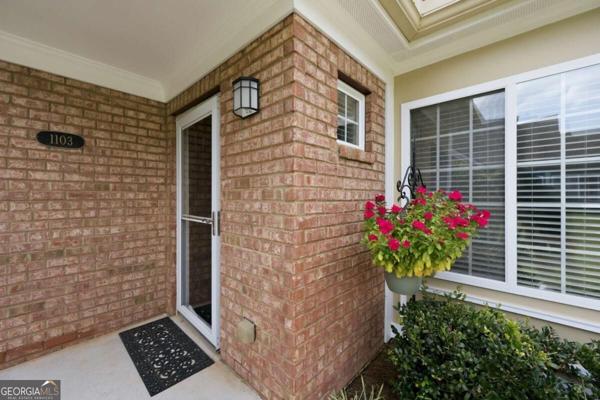Property Photo:  1103 Sweet Apple Circle  GA 30004 