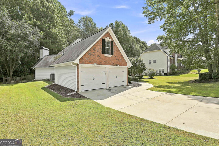 Property Photo: 125 Brookridge Court GA 30215