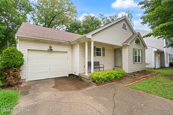 Property Photo:  609 Fenley Ave  KY 40222 