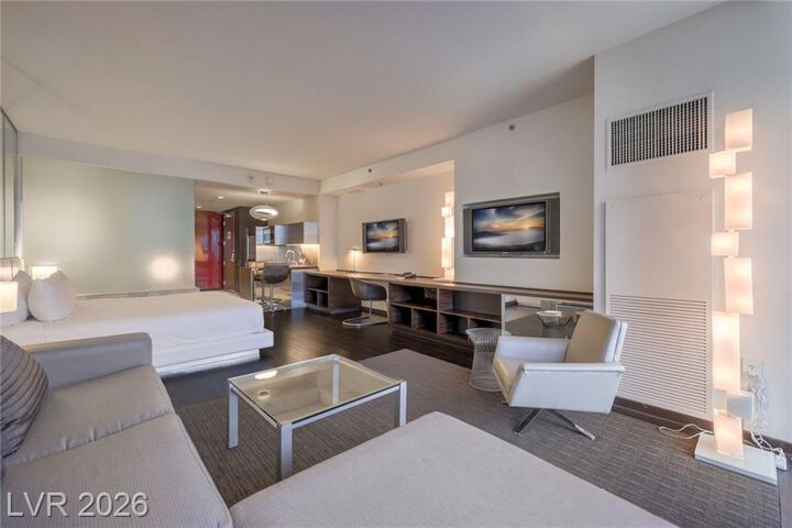 Property Photo:  4381 West Flamingo Road 3418  NV 89103 
