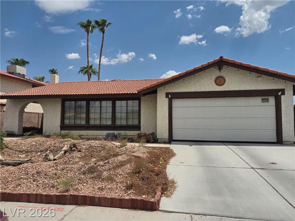Property Photo: 4750 Nambe Drive NV 89121