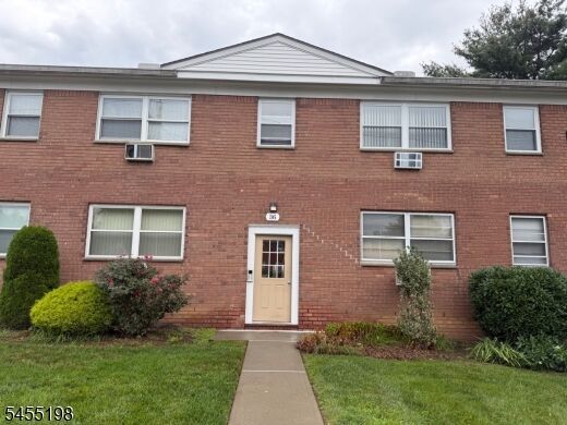 Property Photo:  36 Knox Ter  NJ 07470 