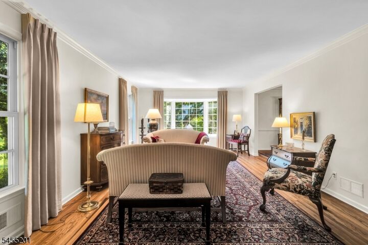 Property Photo: 522 Golf Links Dr NJ 08807