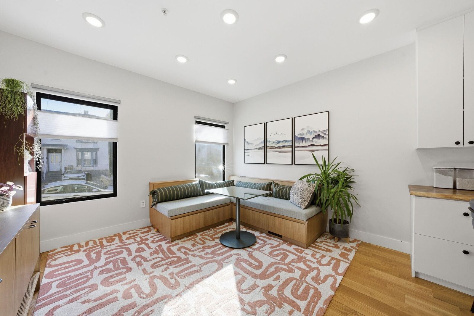 Property Photo: 22 Lincoln St 1 NJ 07307
