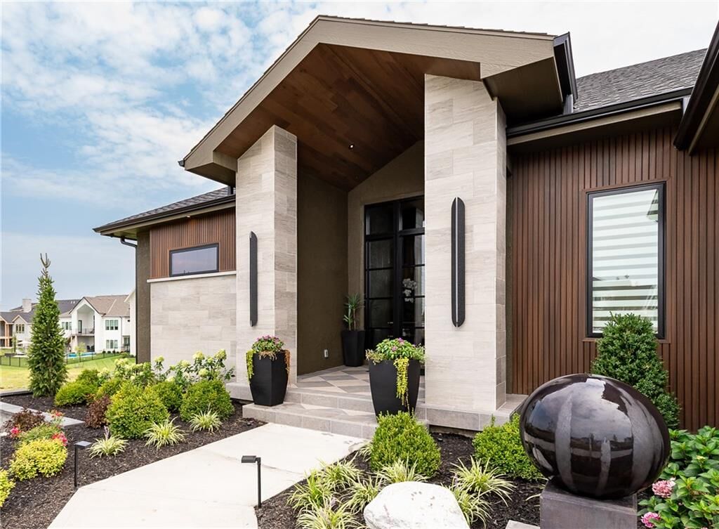 Property Photo:  12003 W 173rd Terrace  KS 66221 