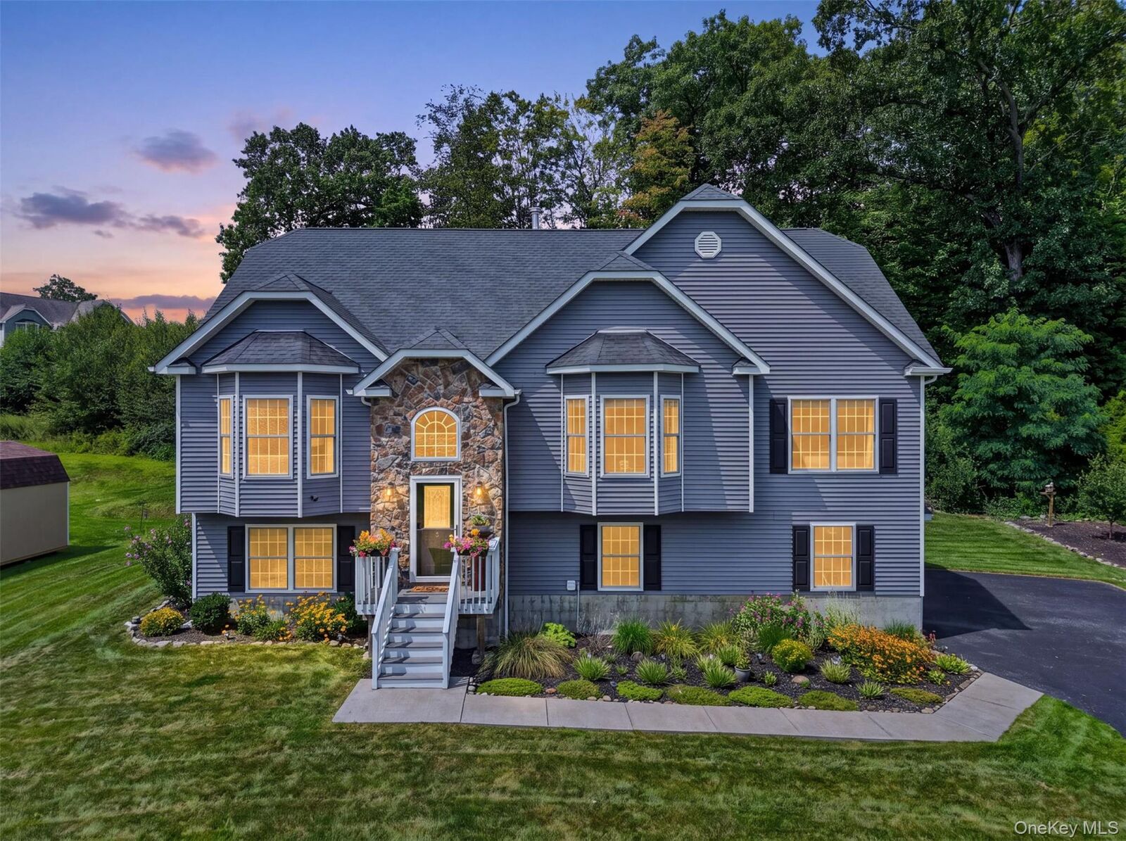 Property Photo:  22 Ashley Court  NY 12577 