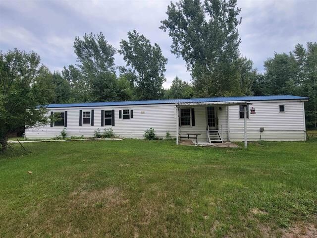 Property Photo:  2685 W Howard  MI 48612 
