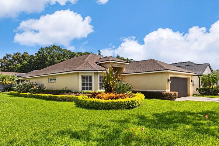 Property Photo: 4627 Whispering Wind Avenue FL 33614