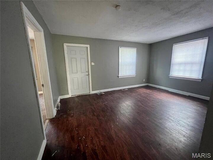 Property Photo:  26 Lamar Drive  MO 63136 