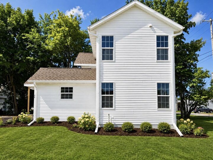 Property Photo:  28 N Third St  WI 53114 