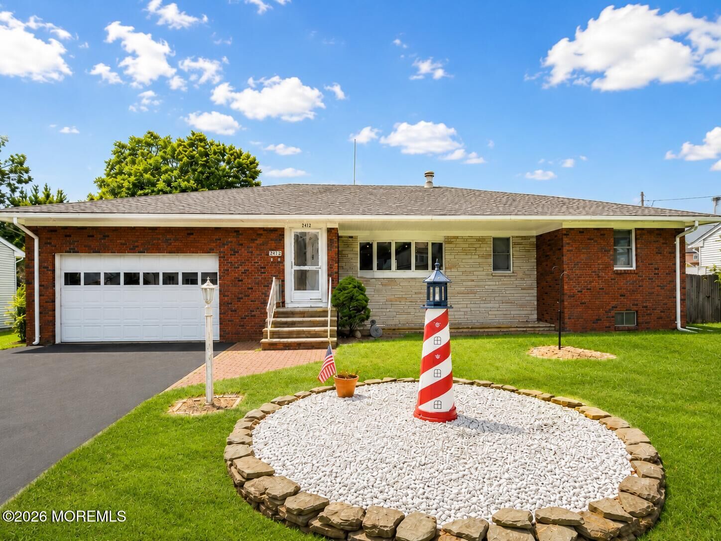 Property Photo:  2412 Hemlock Lane  NJ 08742 