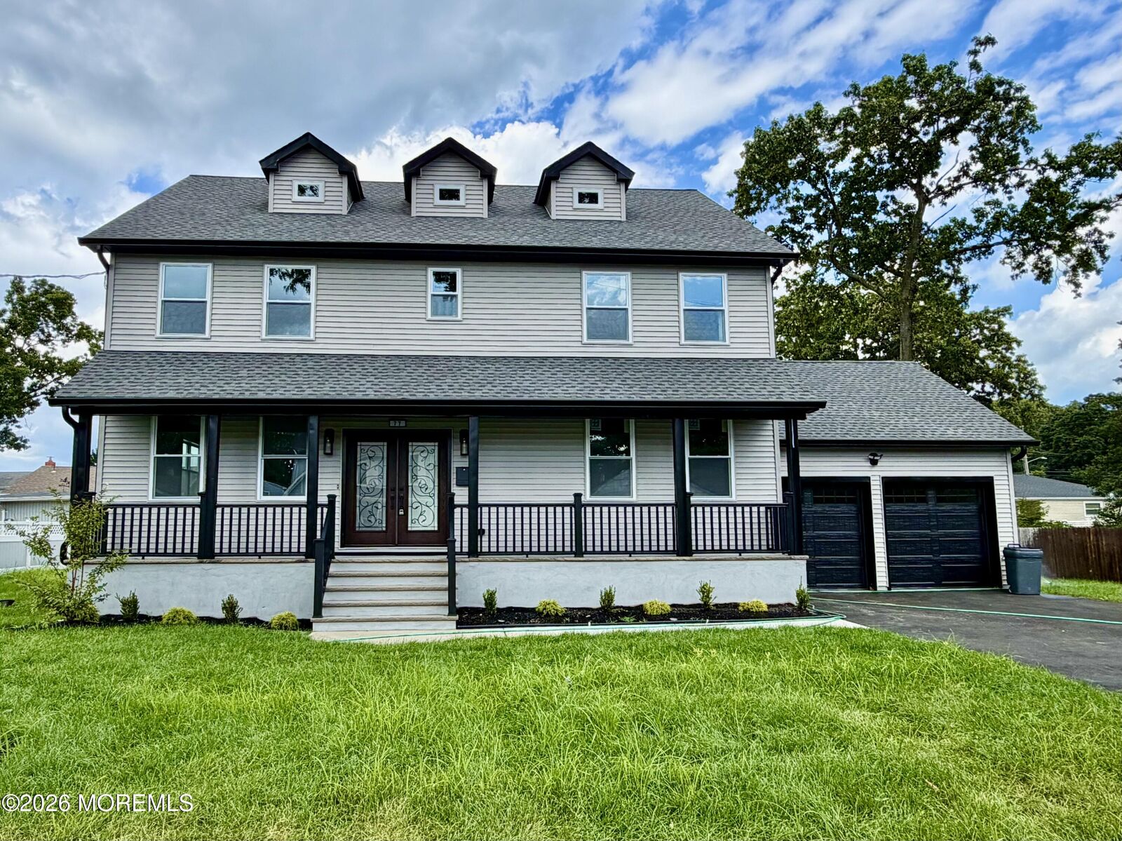 Property Photo:  77 Elm Street  NJ 08884 