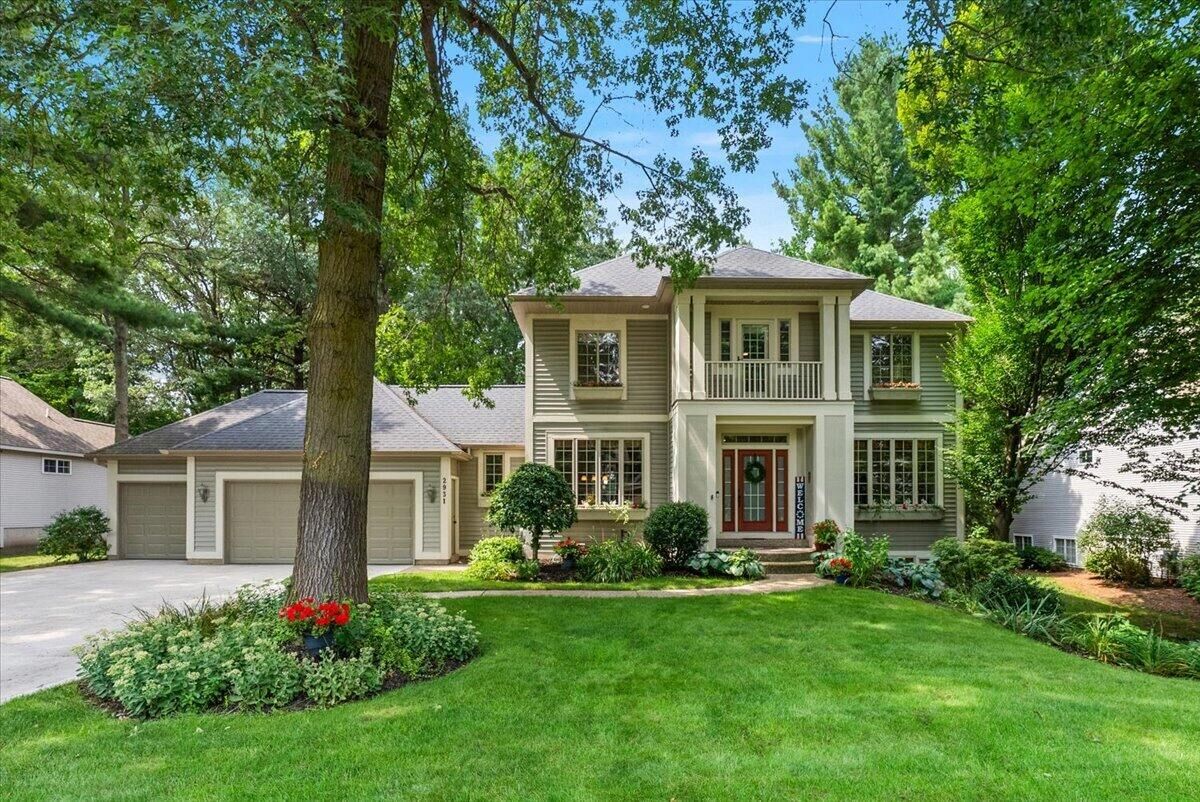 Property Photo: 2931 Brookwind Drive MI 49424