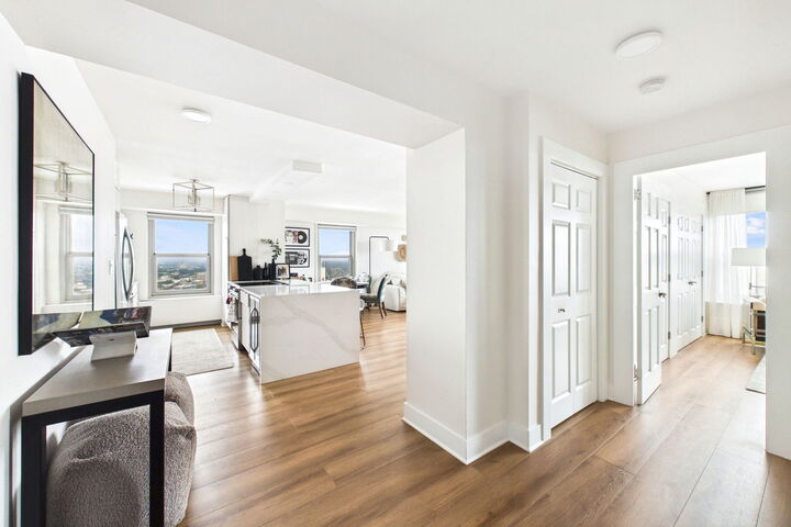 Property Photo:  3600 N Lake Shore Drive 2324  IL 60613 