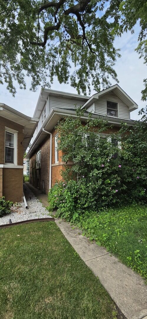 Property Photo:  4950 N Kilpatrick Avenue  IL 60630 