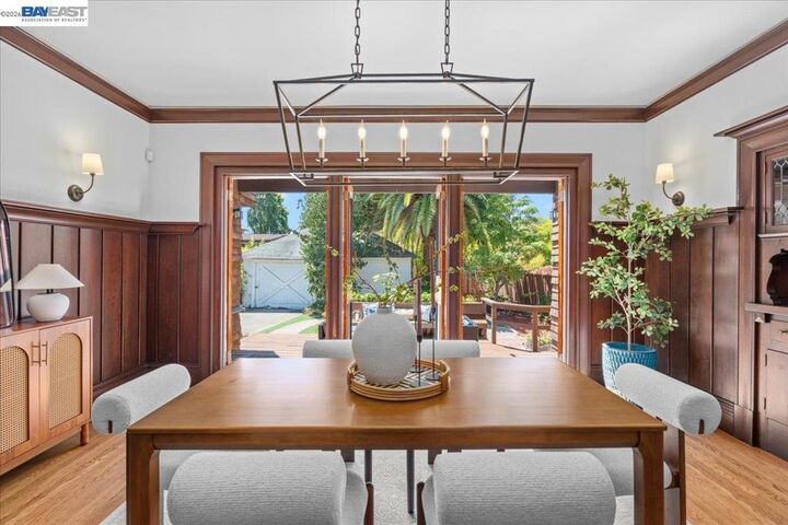Property Photo:  1612 San Antonio Ave  CA 94501 