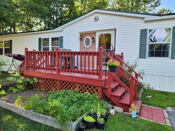 Property Photo:  15 A Street  ME 04401 