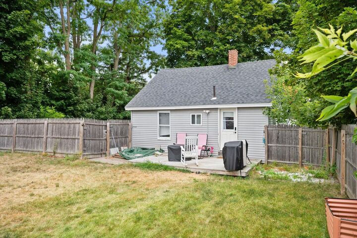 Property Photo:  298 Fern Street  ME 04401 