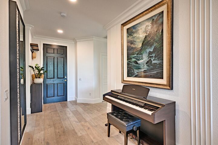Property Photo: 310 Phoebe Court CA 95648