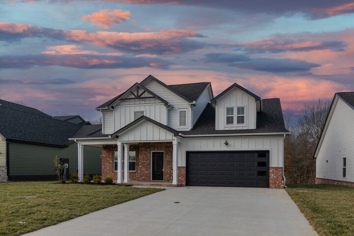 Property Photo: 1585 Hidden Creek Trail TN 37043
