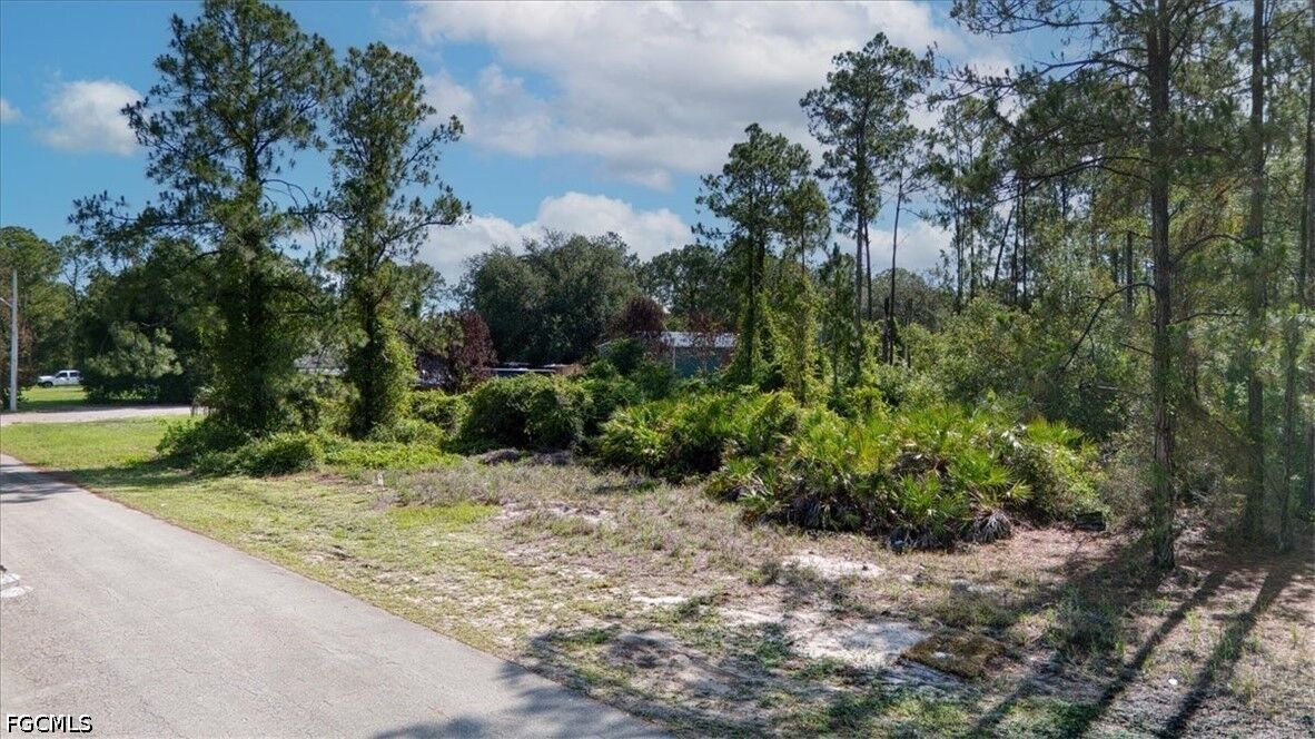 Property Photo:  2310 Truman Avenue  FL 33920 