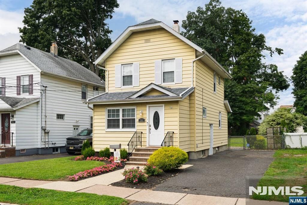 Property Photo:  781 5th Street  NJ 07071 