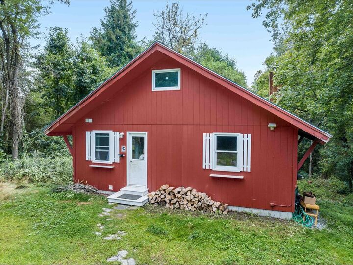 Property Photo: 280 Bunker Hill Circle VT 05667