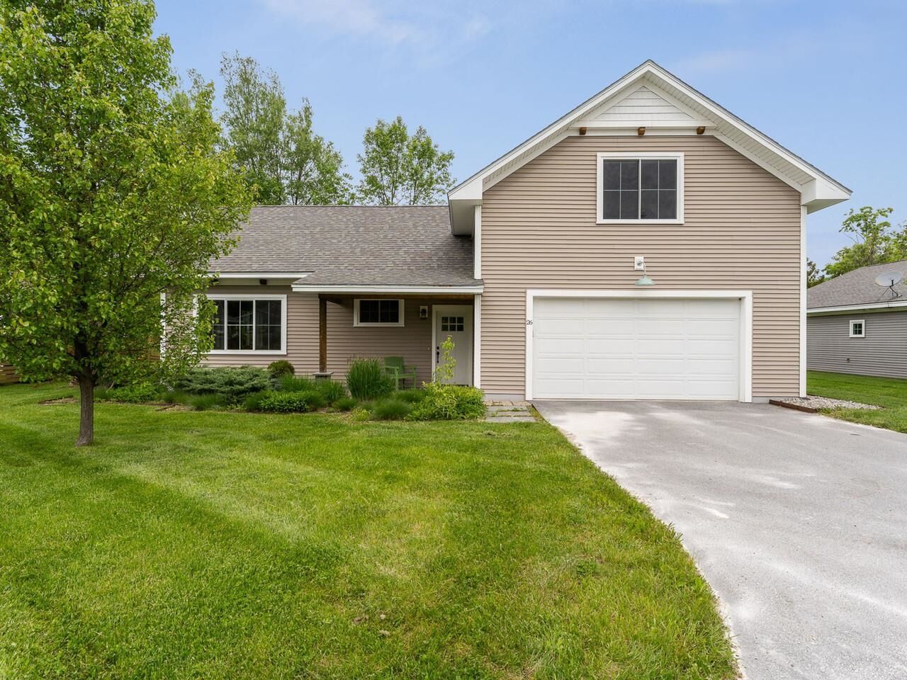 Property Photo:  26 Fisher Place  VT 05482 