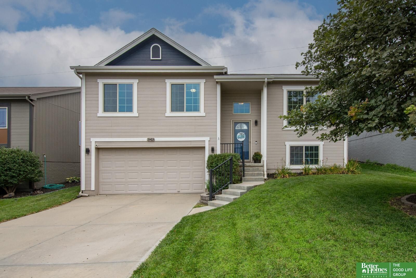 Property Photo: 19418 R Street NE 68135