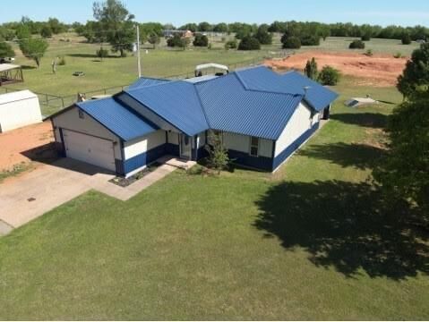 Property Photo: 15676 212th Street OK 73080