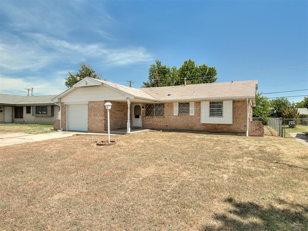 Property Photo:  8012 S Villa Avenue  OK 73159 