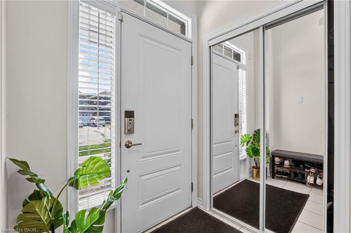 Property Photo: 19 Willow Lane ON L8E 5H5