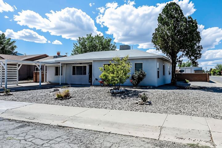 Property Photo:  1200 Nineteenth St  NM 88310 