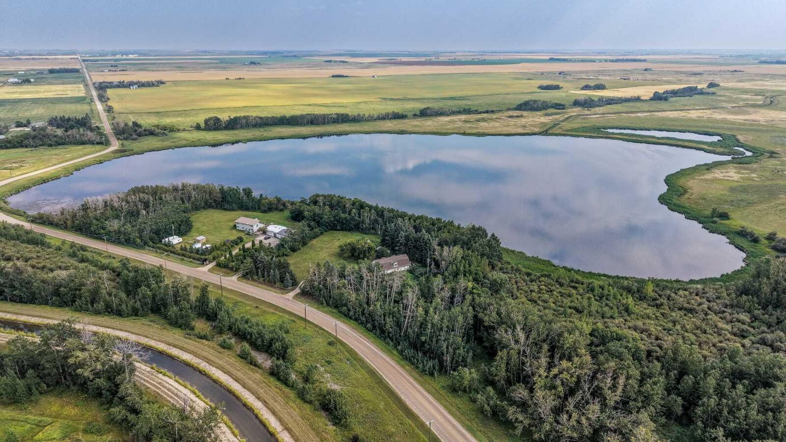 Property Photo: 262267 Township Road 264 AB T0M 1G0