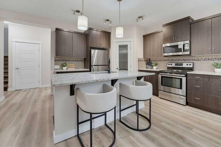 Property Photo:  145 Sunset Manor  AB T4C 0N2 