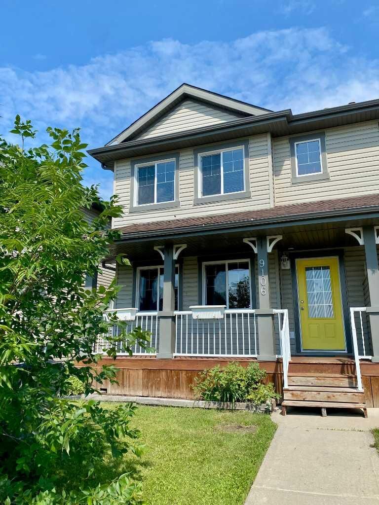 Property Photo:  9106 92 Avenue  AB T8X 0A4 