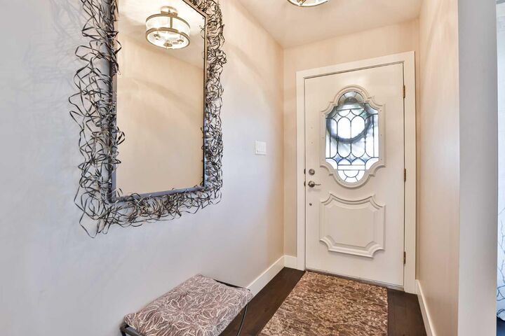 Property Photo:  2252 26 Avenue S  AB T1K 6K1 