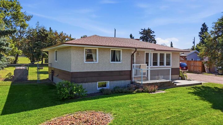 Property Photo: 4015 39 Street AB T4J 1A8