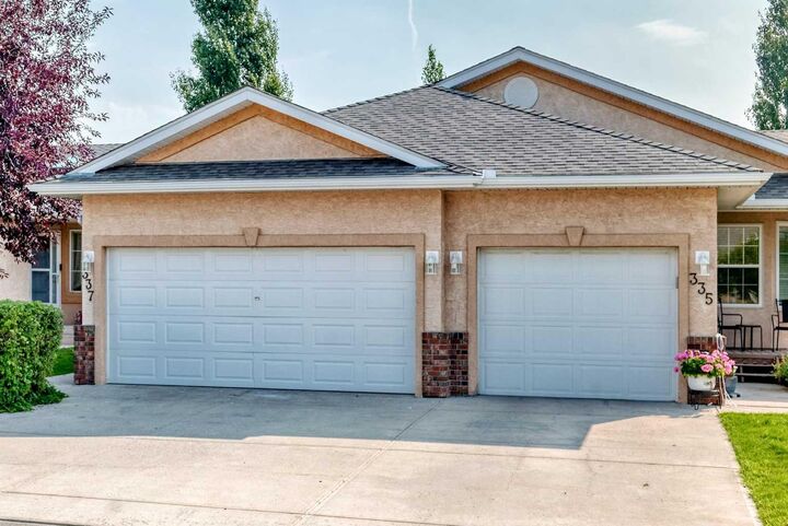Property Photo: 337 Harvest Lake Green NE AB T3K 4R1