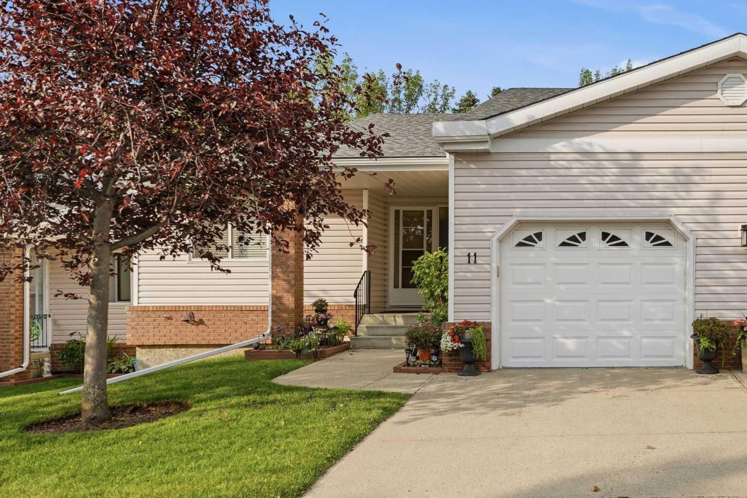 Property Photo:  11 Macewan Park Heights NW  AB T3K 3W6 