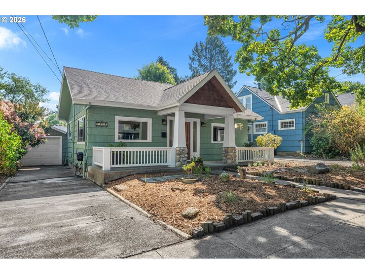 Property Photo: 4824 NE 36th Ave OR 97211