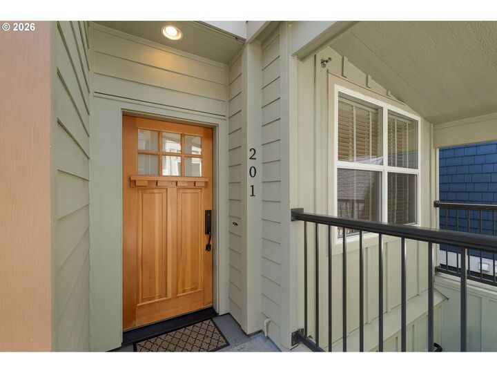 Property Photo: 7520 SE Milwaukie Ave 201 OR 97202