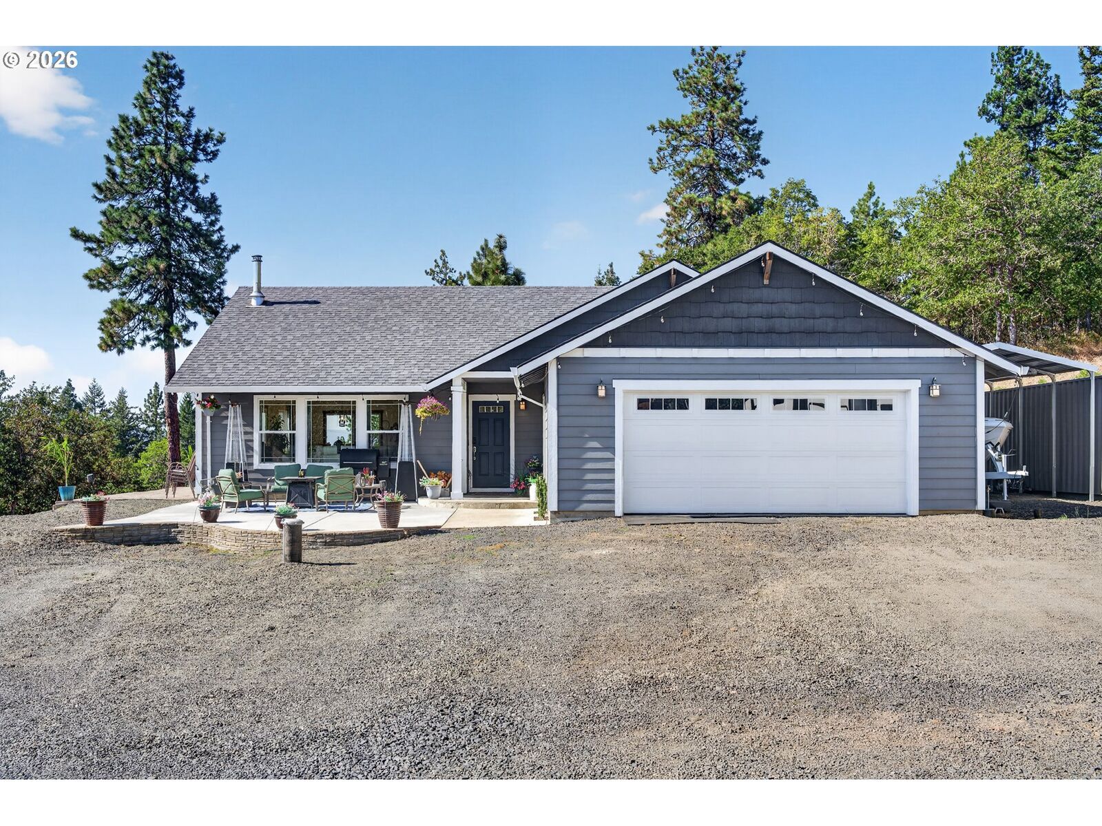 Property Photo:  2035 Seven Mile High Rd  OR 97058 