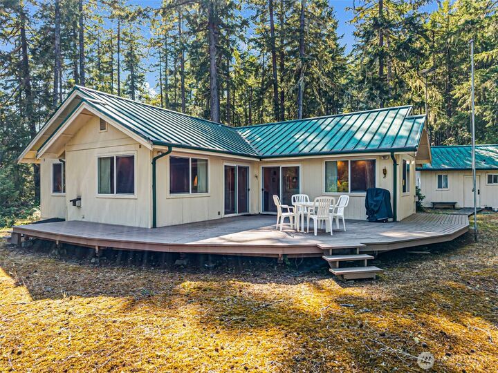 Property Photo: 150 E Haskell Hill Road WA 98584