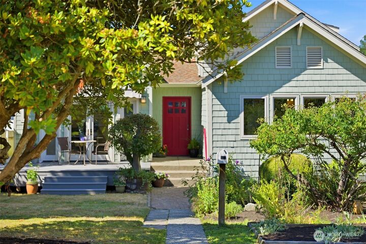 Property Photo:  1117 N 26th Street  WA 98403 