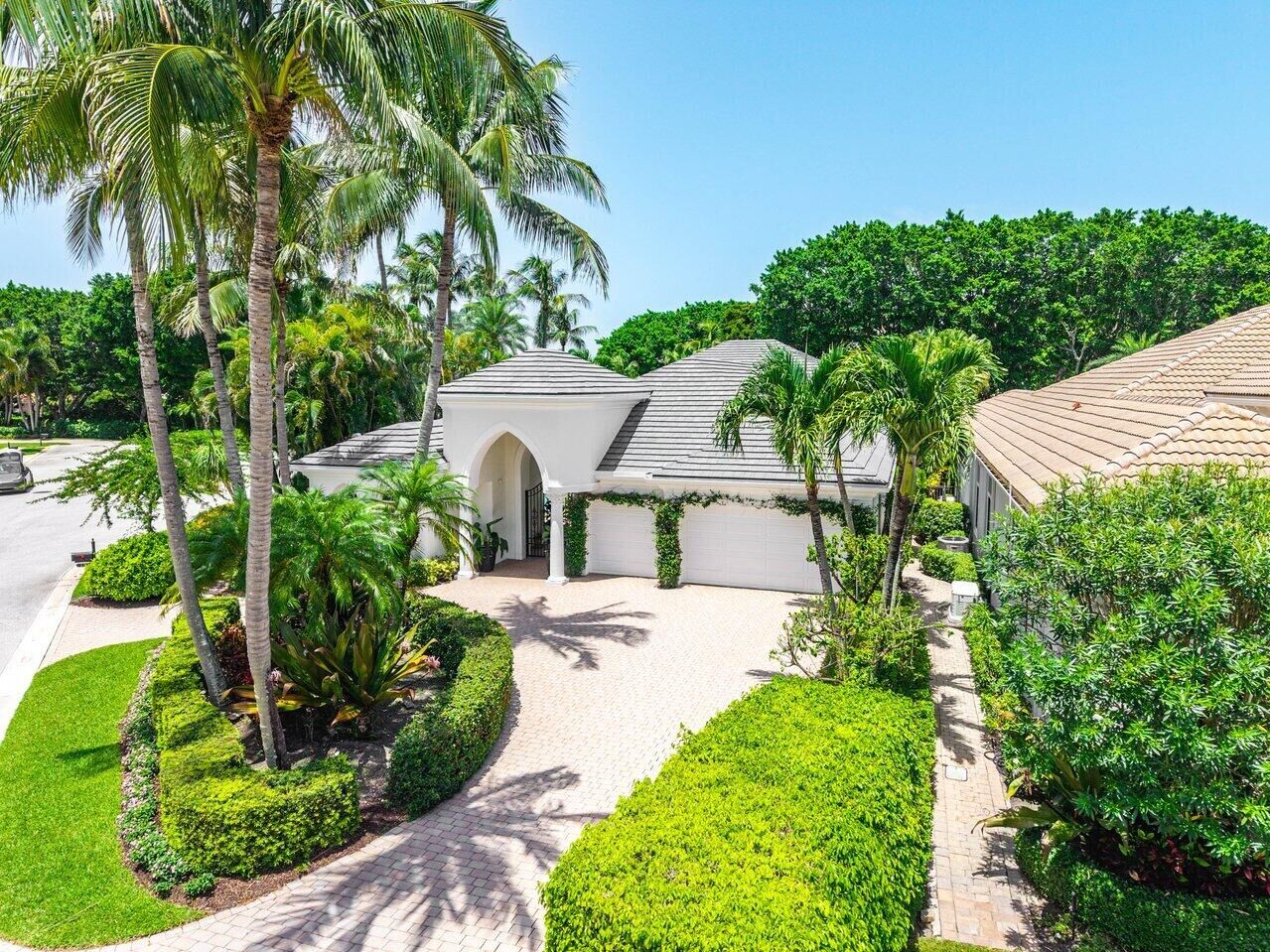 Property Photo:  108 San Marita Way  FL 33418 